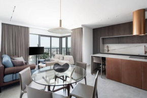 Luxurious 16th-Floor Apartment with Panoramic Views in Savyon View Tower Jerusalem